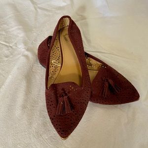 Report Maroon women’s loafers
